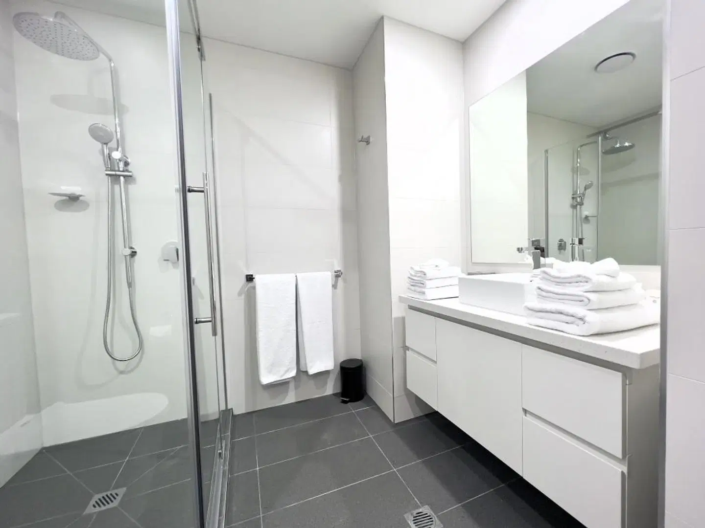 Sixty Six Boutique Apartments Badezimmer