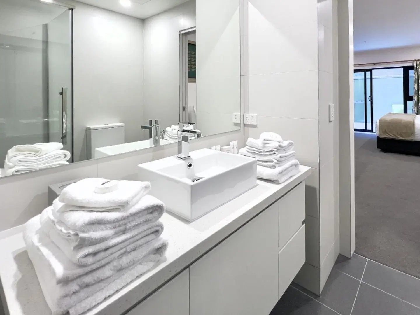 Sixty Six Boutique Apartments Badezimmer