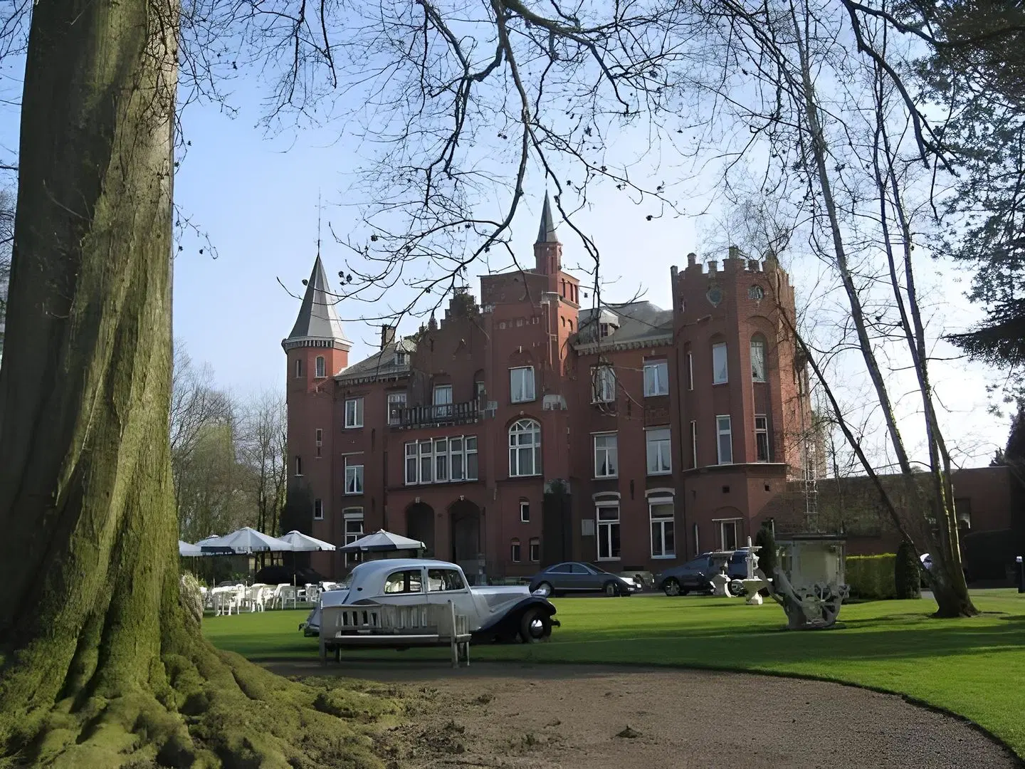 Lodewijk Van Male EXTERIOR