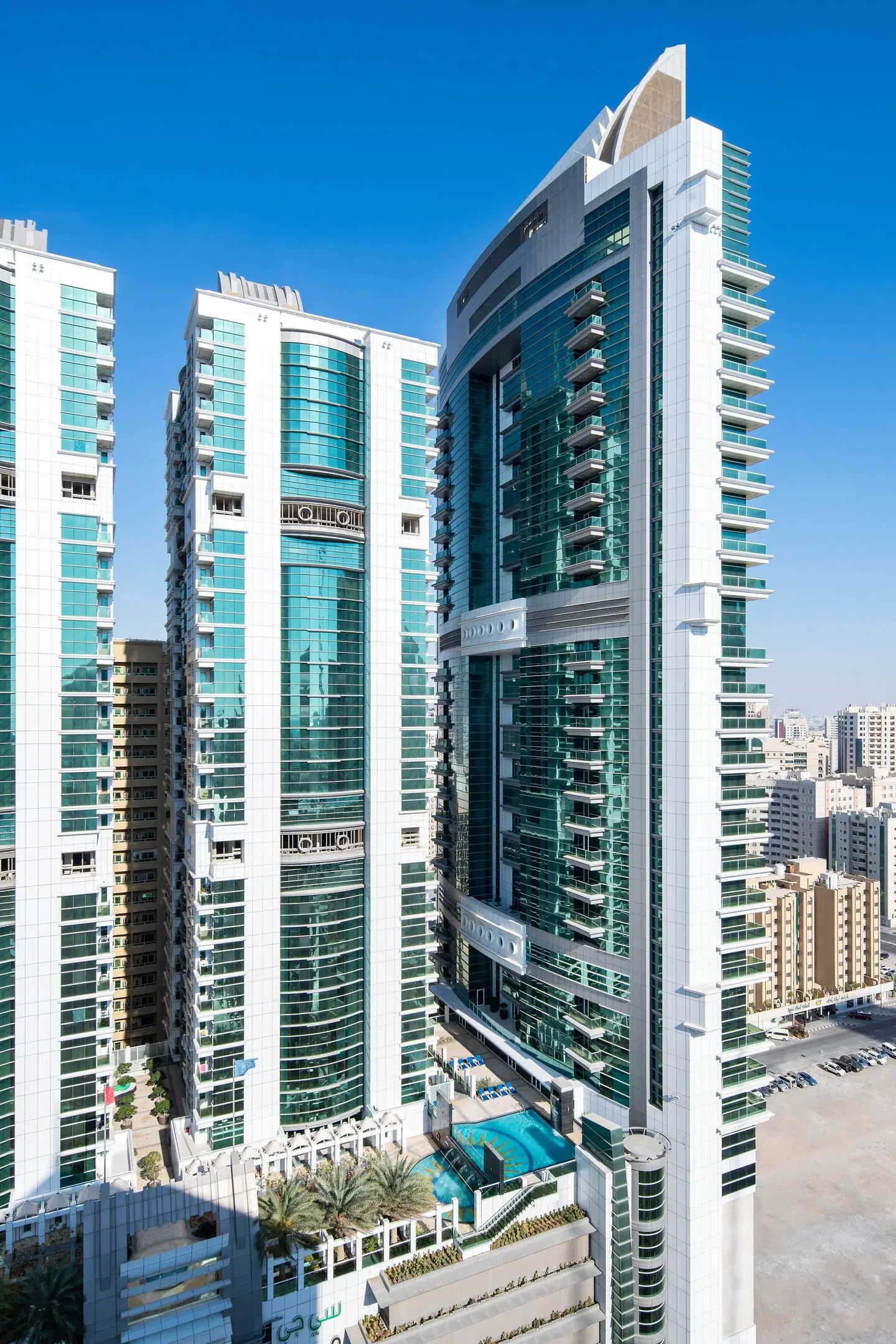 Four Points by Sheraton Sharjah EXTERIOR