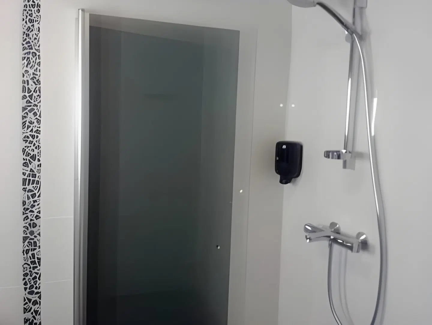 Safarimajoitus Badezimmer