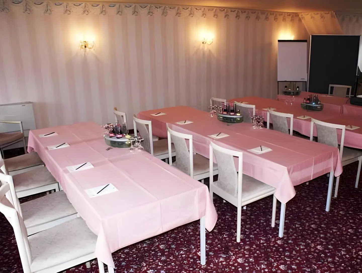Schwarzer Adler Konferenz