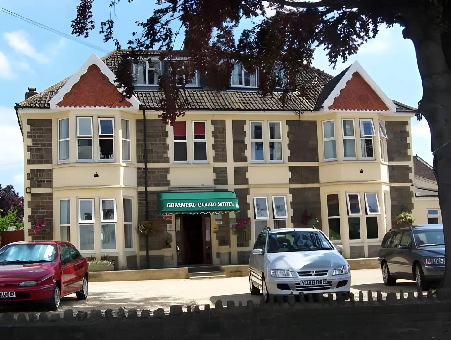 Grasmere Court Hotel EXTERIOR