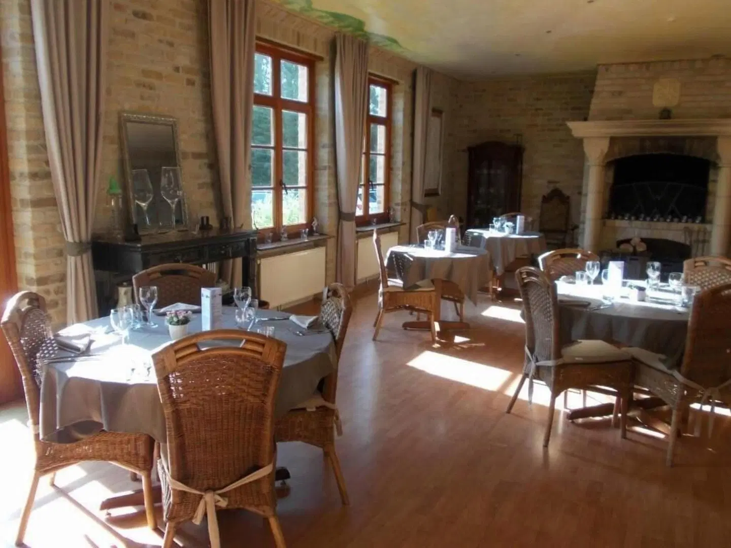 Hinterland Restaurant