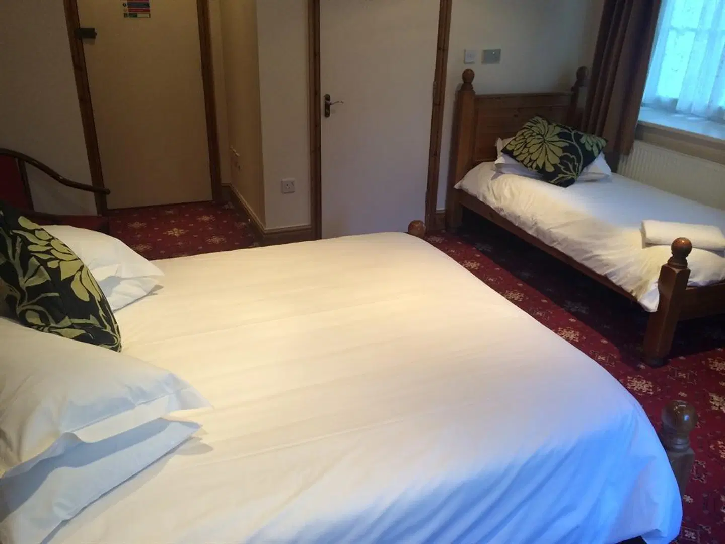 Hunters Lodge Inn ROOM_EXAMPLE