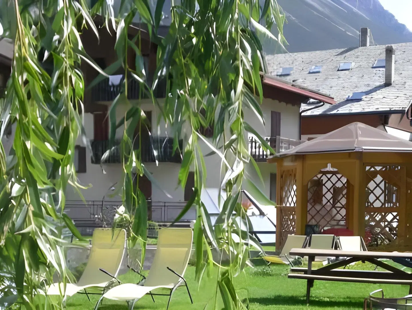 Hotel La Val EXTERIOR