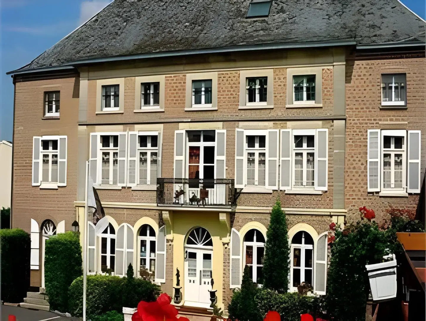 Logis Le Clos Du Montvinage Rest. Auberge Val De L'oise EXTERIOR