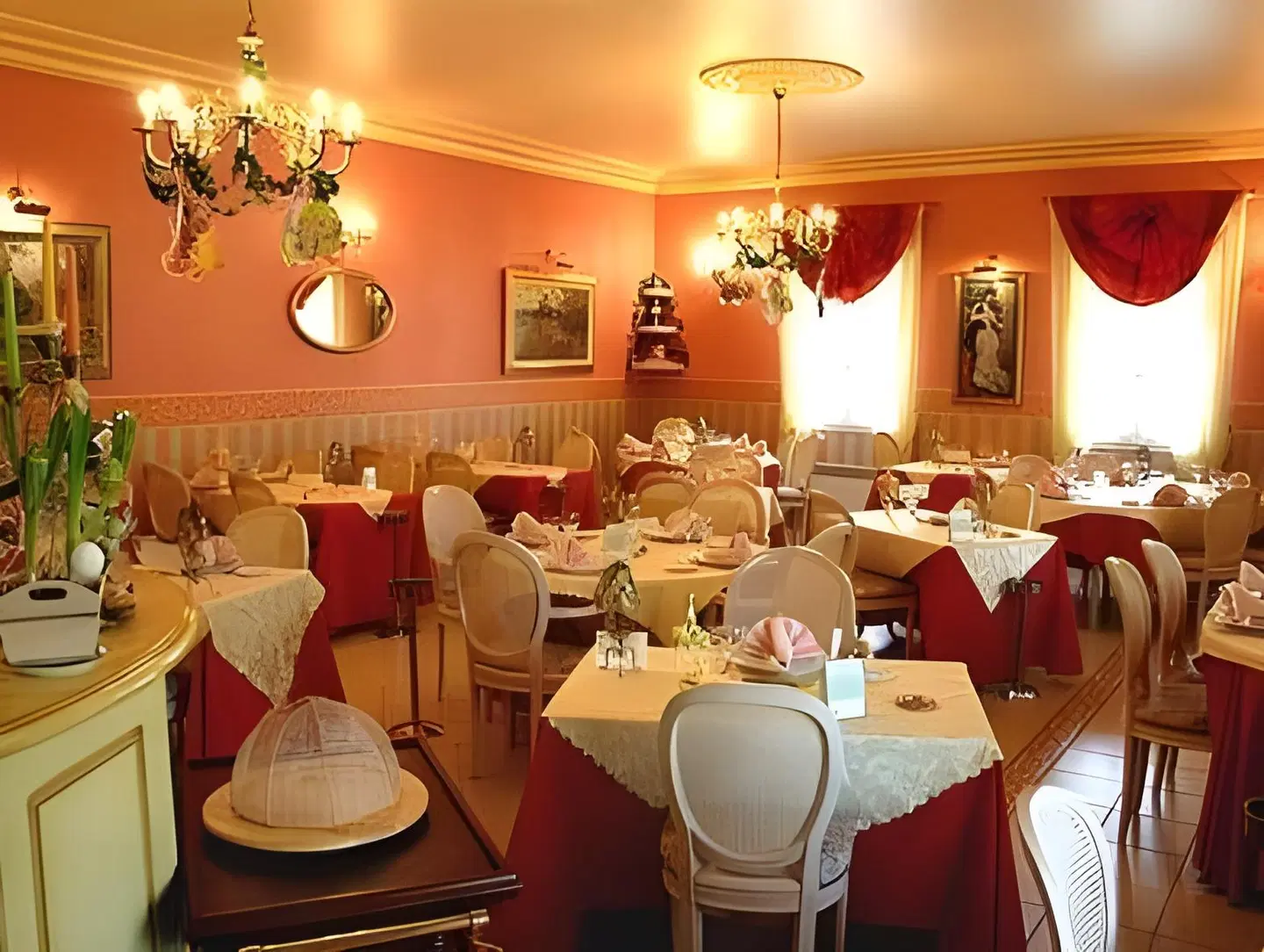 Logis Le Clos Du Montvinage Rest. Auberge Val De L'oise Restaurant