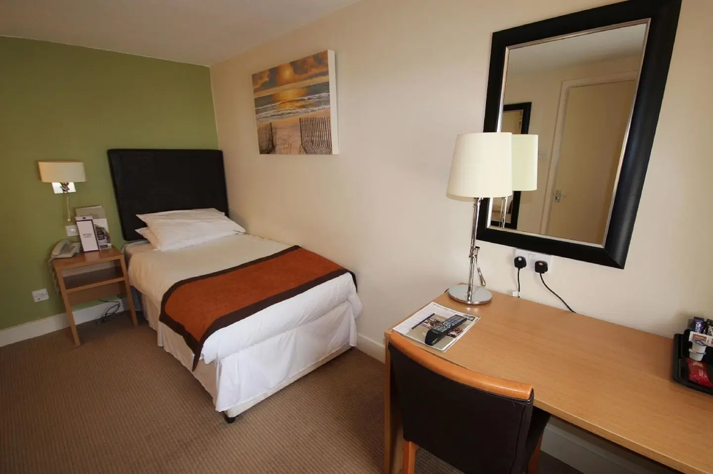 Lord Nelson ROOM_EXAMPLE