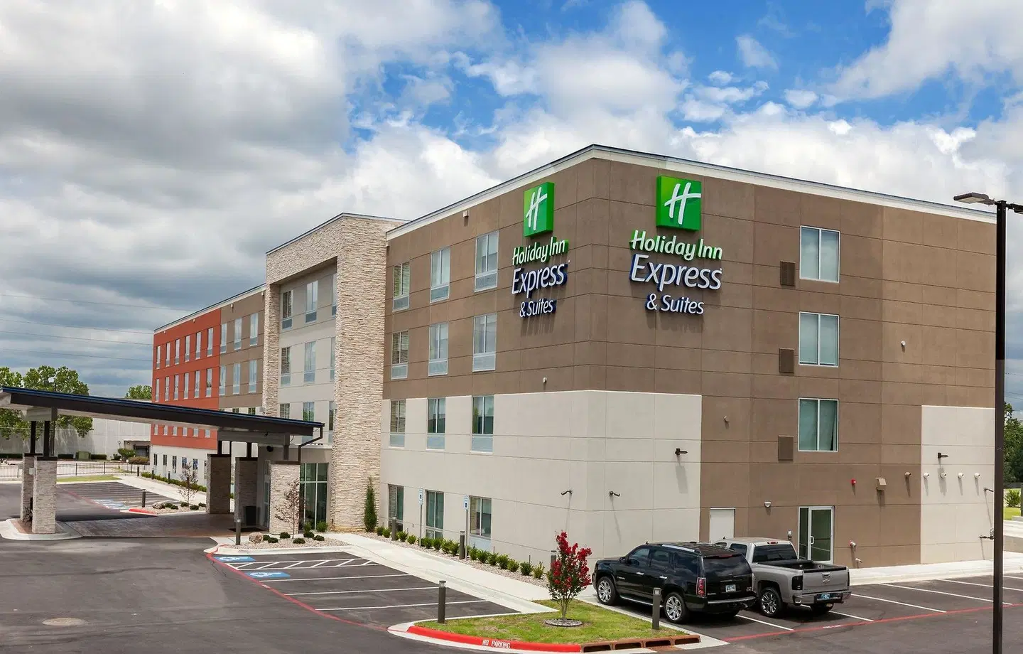 Holiday Inn Express & Suites Tulsa South - Woodland Hills by IHG EXTERIOR