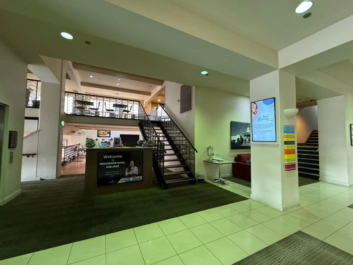 Grosvenor Hotel Adelaide Bar