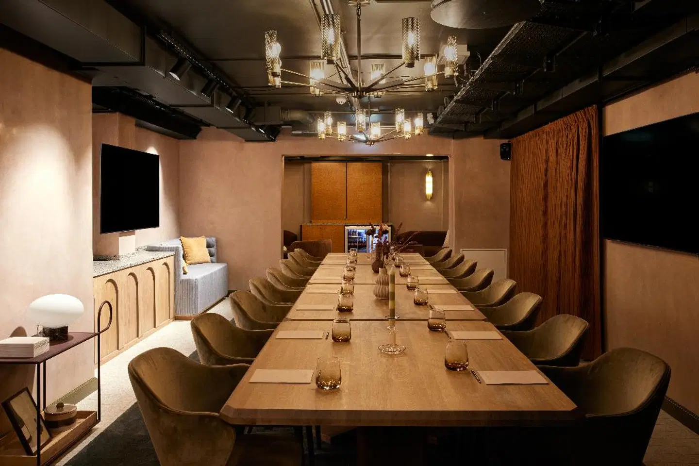 Grand Joanne Konferenz