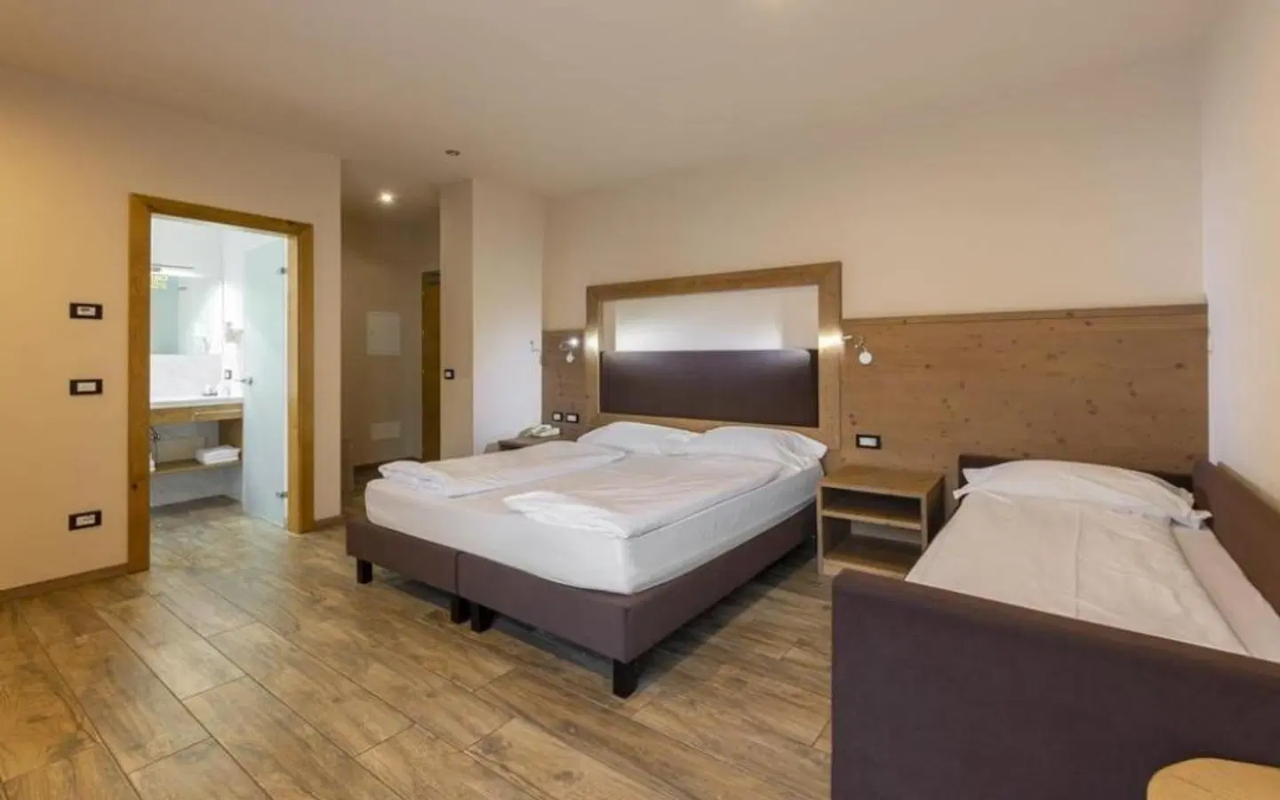 Park Hotel Avisio ROOM_EXAMPLE