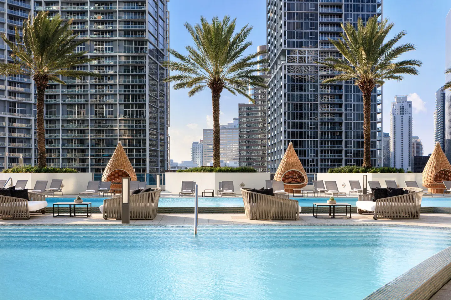 Kimpton EPIC Hotel OUTDOOR_POOL