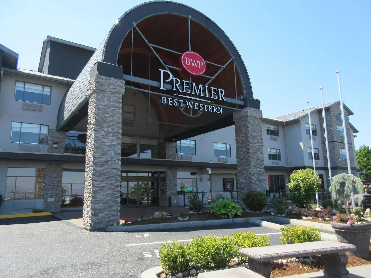 Best Western Premier Aberdeen Kamloops EXTERIOR