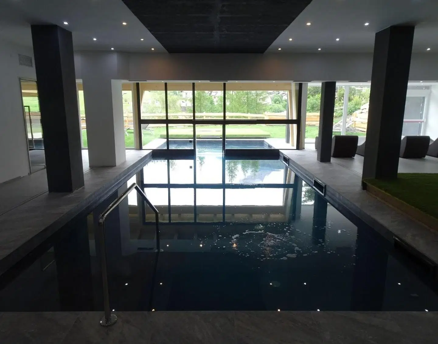 Alm Hotel Hallenbad