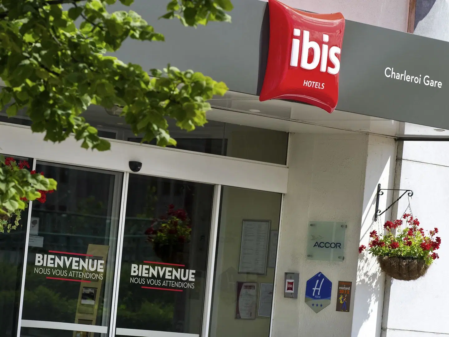 ibis Charleroi Centre Gare EXTERIOR