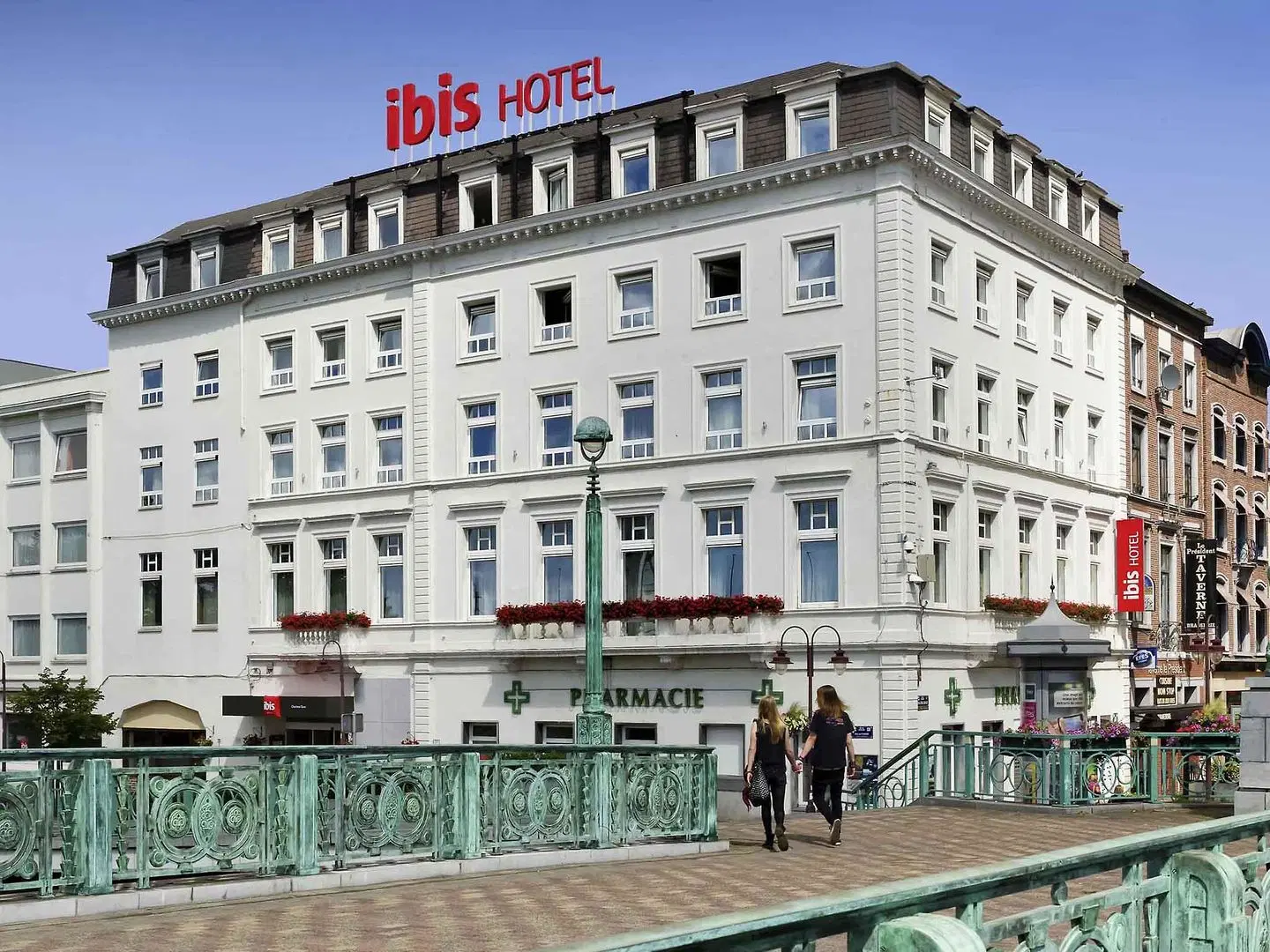 ibis Charleroi Centre Gare EXTERIOR