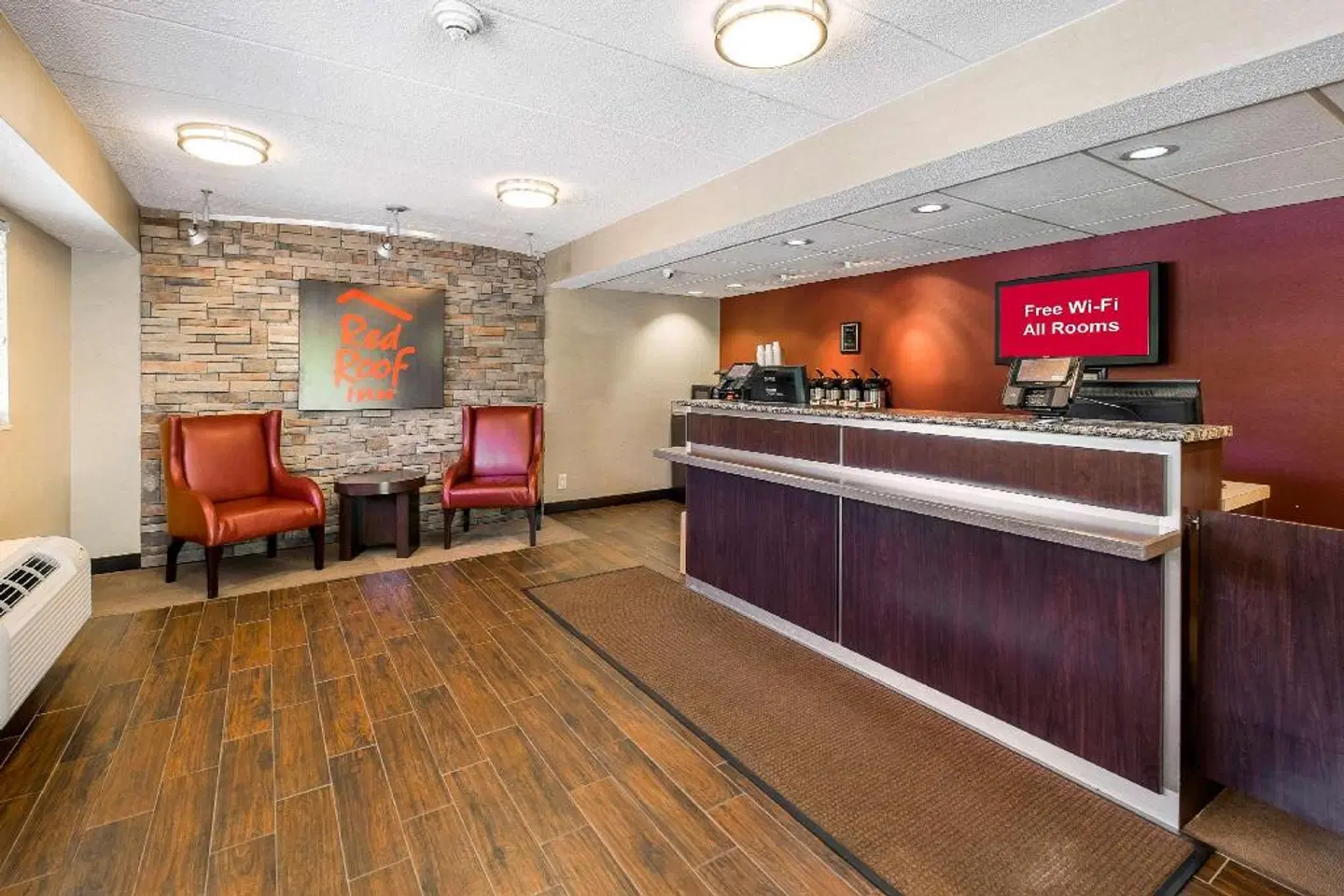 Red Roof Inn Salem Bar