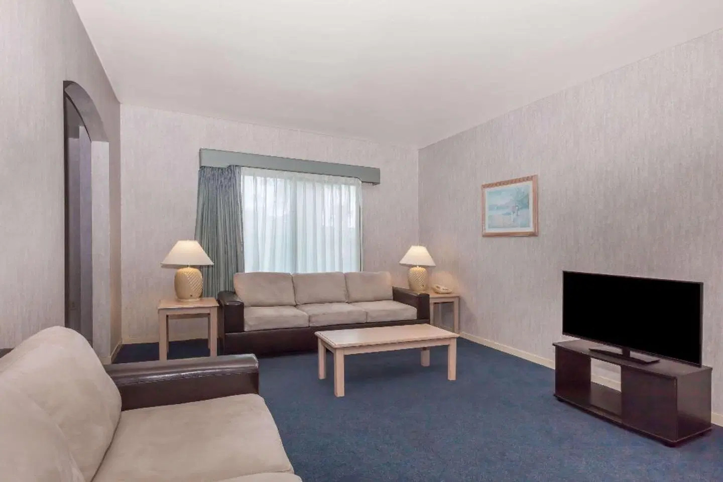 Ramada Limited Suites - Bakersfield ROOM_EXAMPLE