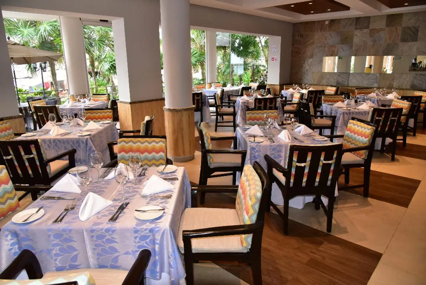 Sunset Fishermen Spa & Resort Restaurant