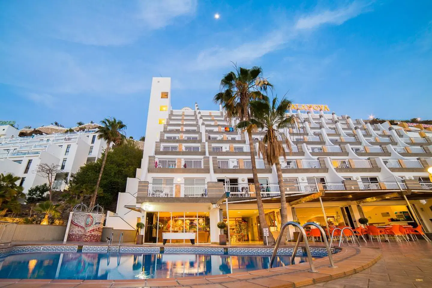 Cala Nova Apartamentos EXTERIOR