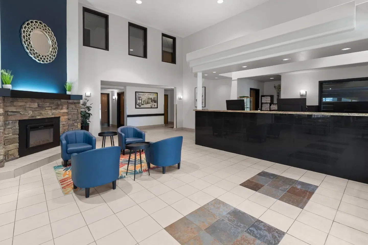 Super 8 by Wyndham Quebec City LOUNGE_LOBBY