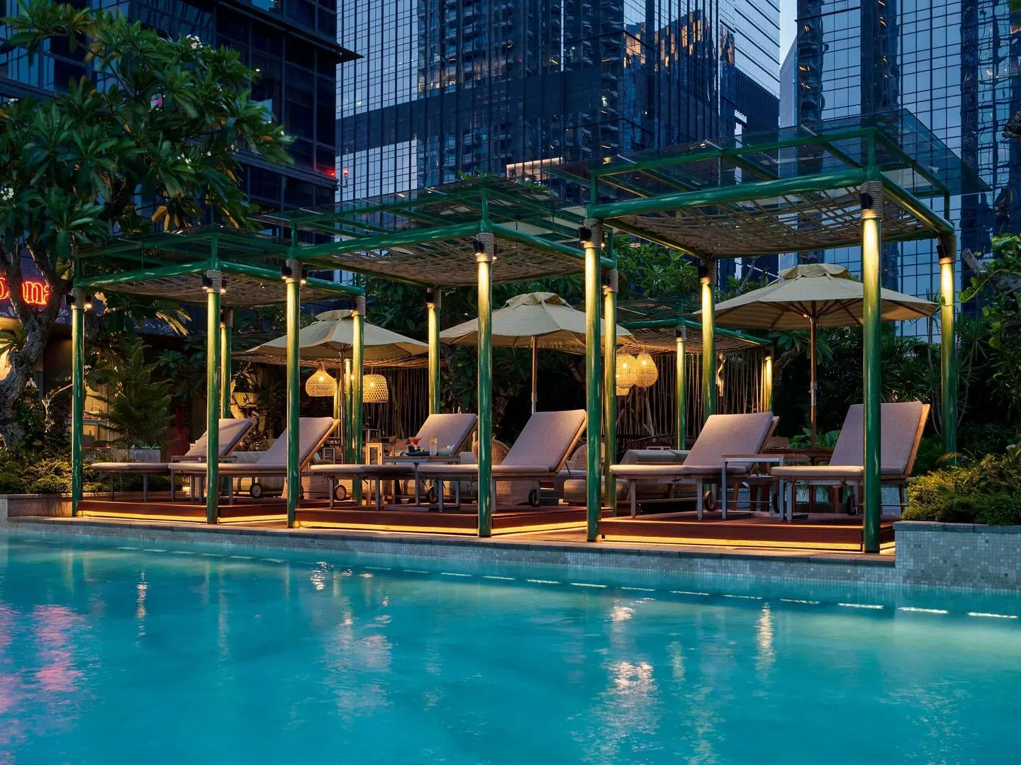 25hours Hotel Jakarta The Oddbird OUTDOOR_POOL