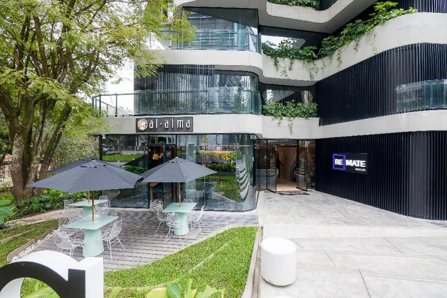 Be Mate Medellin EXTERIOR