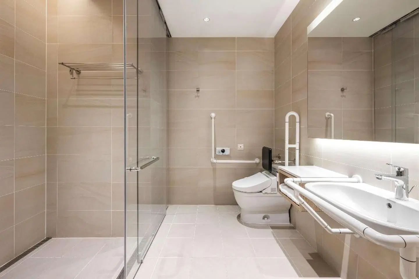 Hyatt Place New Taipei City Xinzhuang Badezimmer