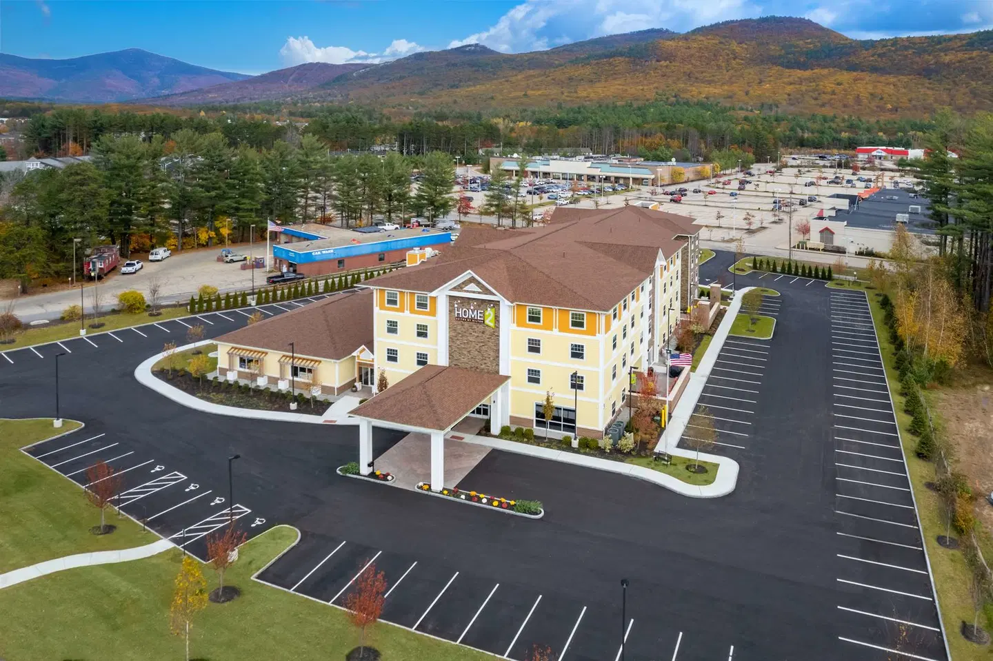 Home2 Suites by Hilton North Conway EXTERIOR
