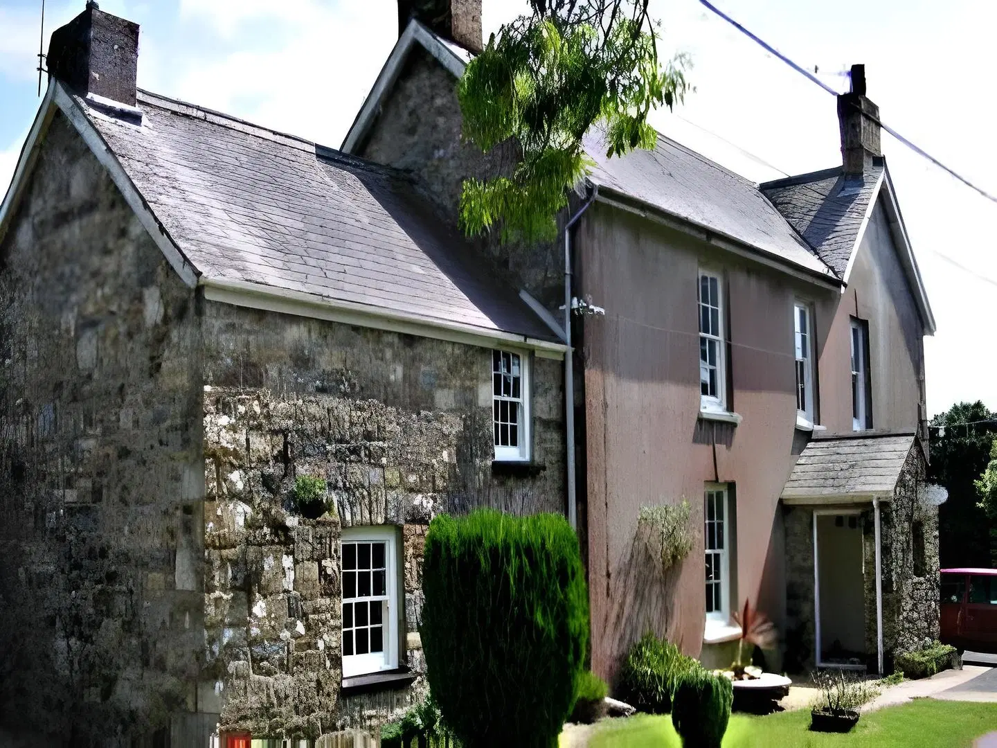 Llysyfran Farm B&B EXTERIOR