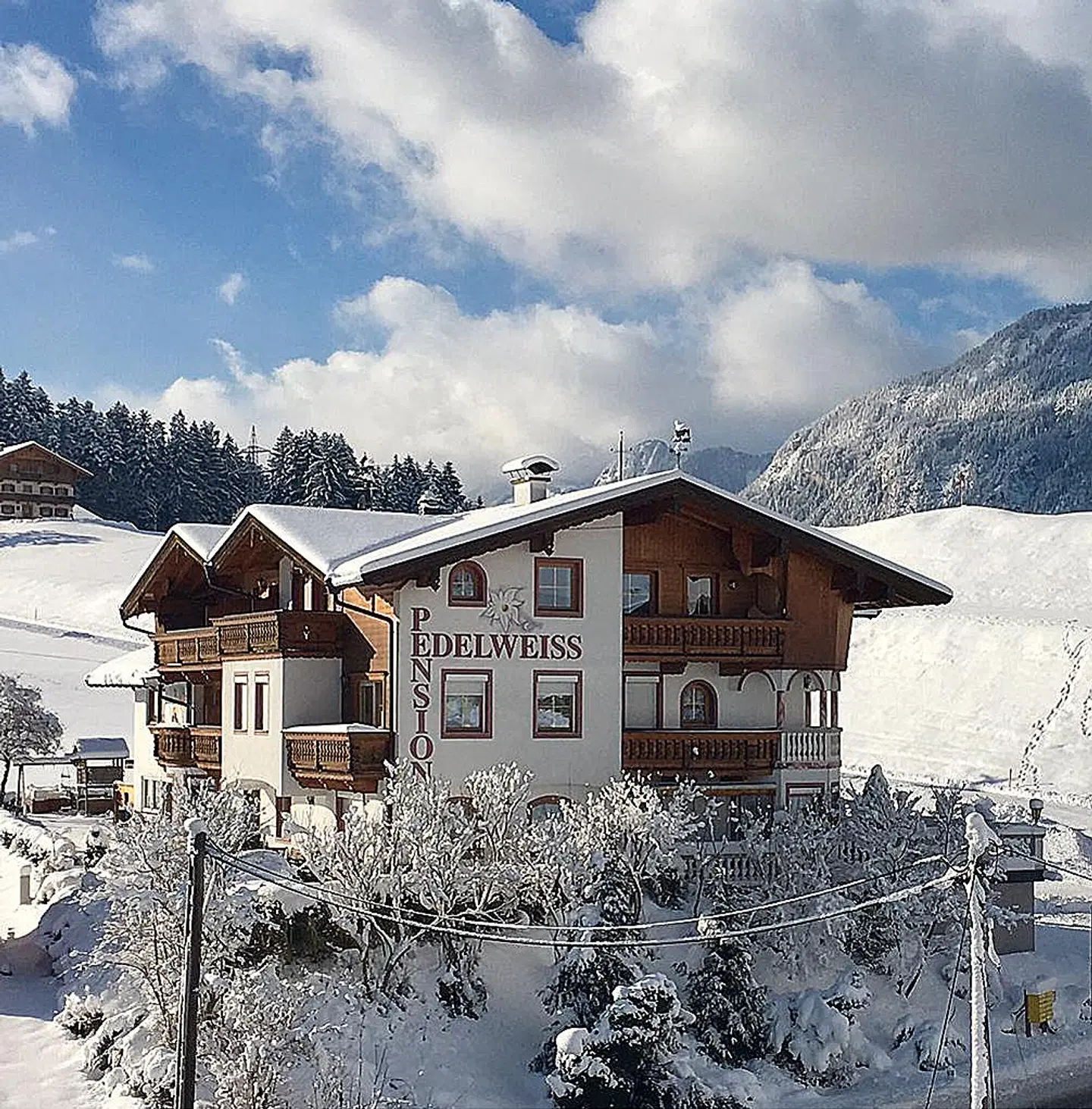 Pension Edelweiss EXTERIOR