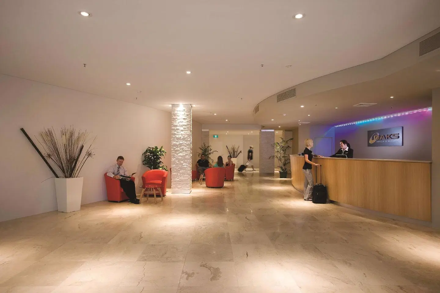 Oaks Gateway Suites LOUNGE_LOBBY