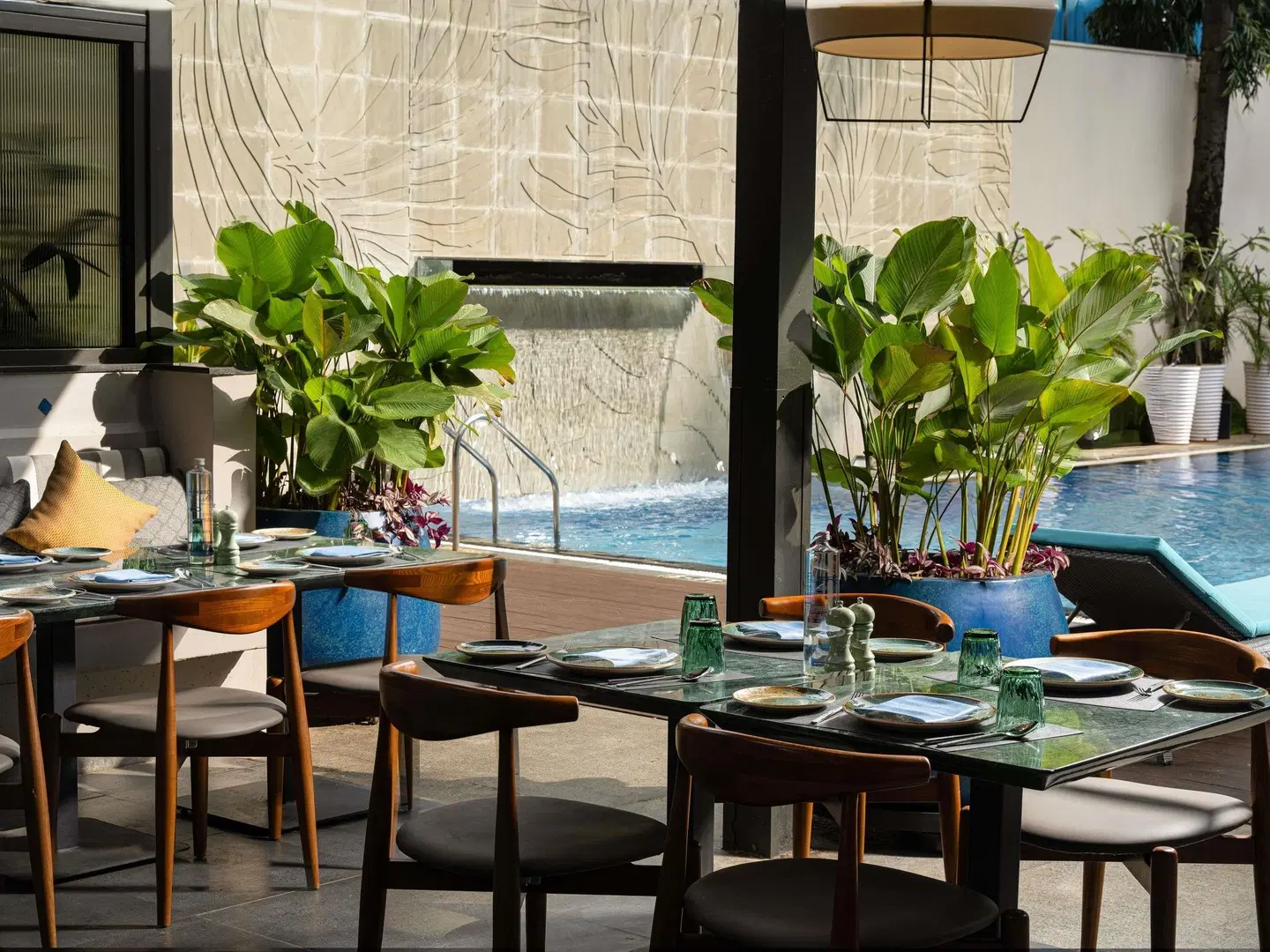 Grand Mercure Bangalore Restaurant