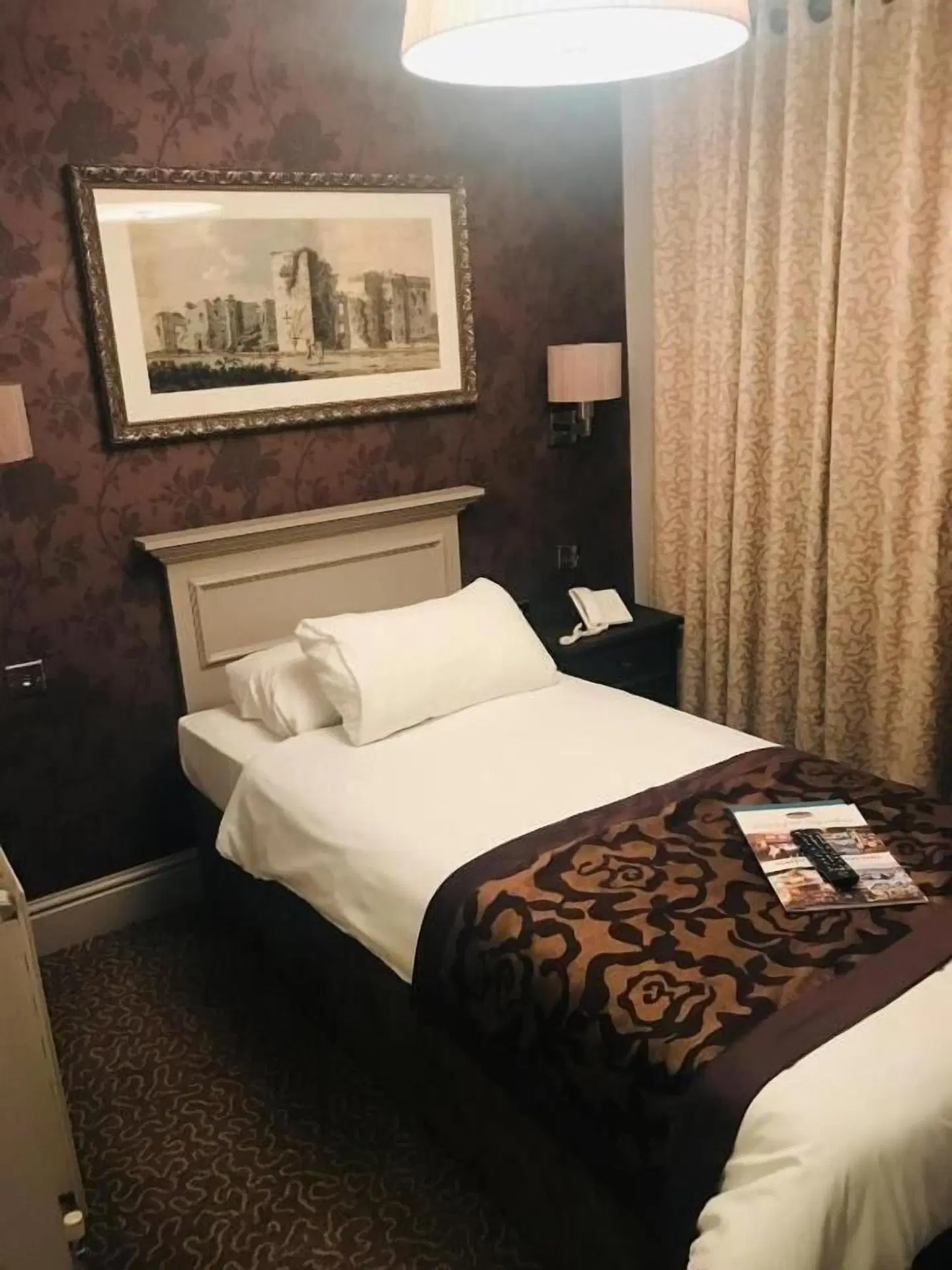 Punch House Monmouth ROOM_EXAMPLE