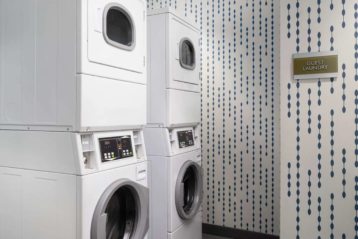 Home2 Suites by Hilton Miramar Ft. Lauderdale Badezimmer