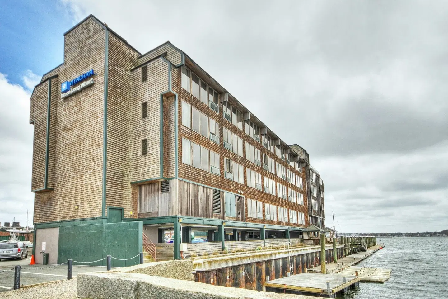 Club Wyndham Inn on Long Wharf EXTERIOR