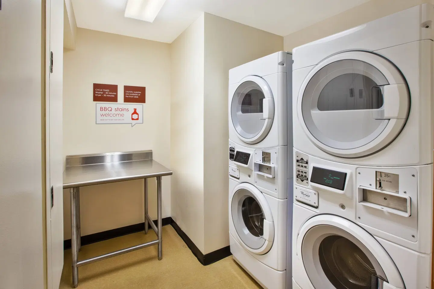 TownePlace Suites by Marriott Detroit Livonia Badezimmer