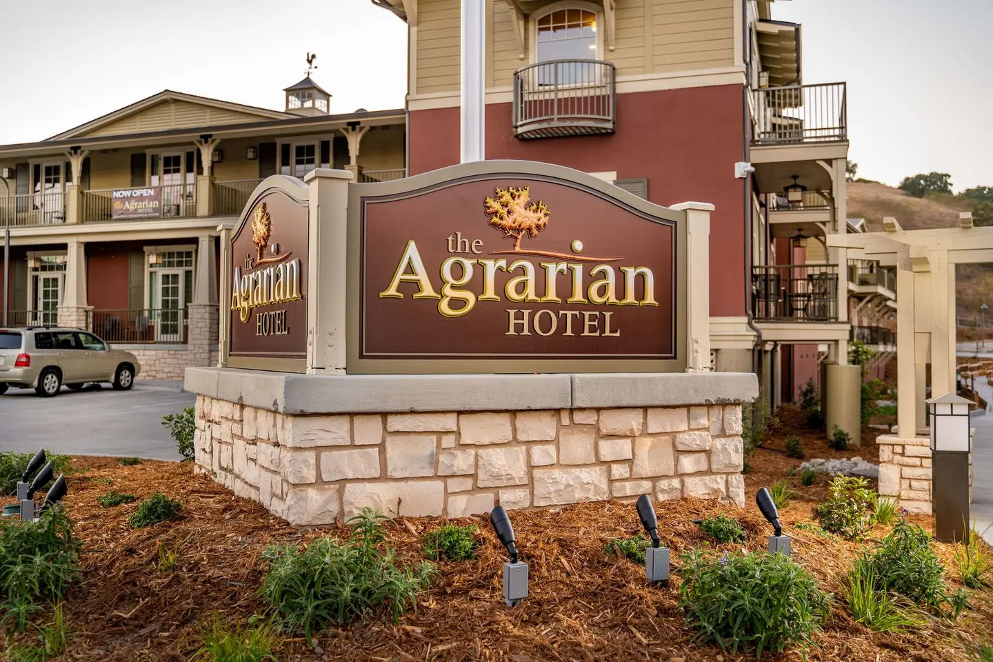 The Agrarian Hotel; Best Western Signature Collection EXTERIOR