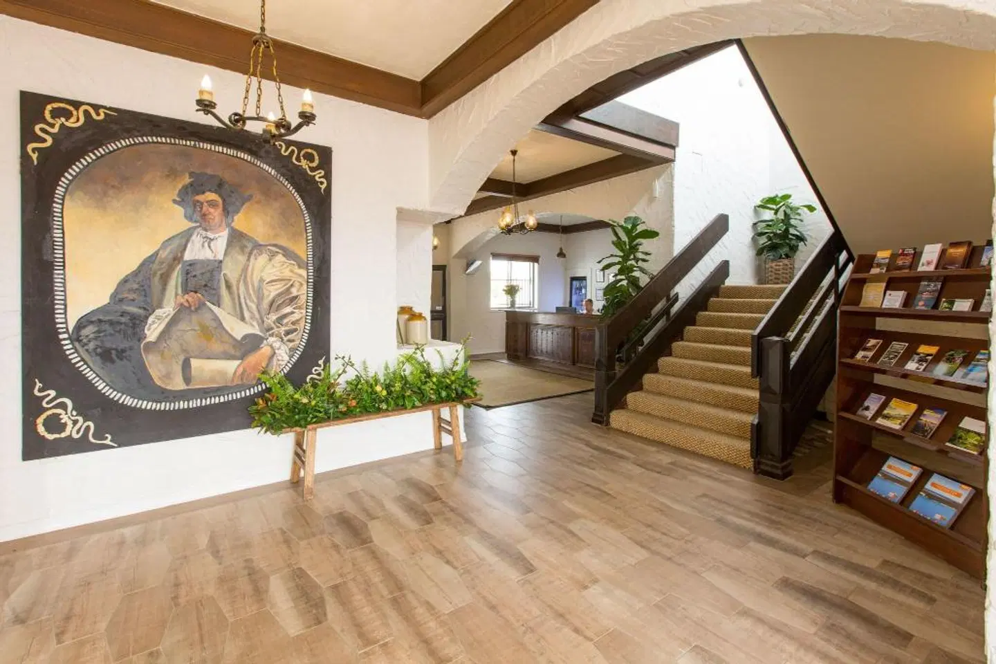 The Matador LOUNGE_LOBBY