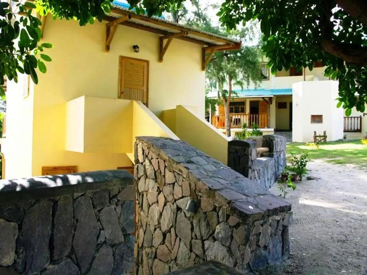 Auberge St Francois EXTERIOR