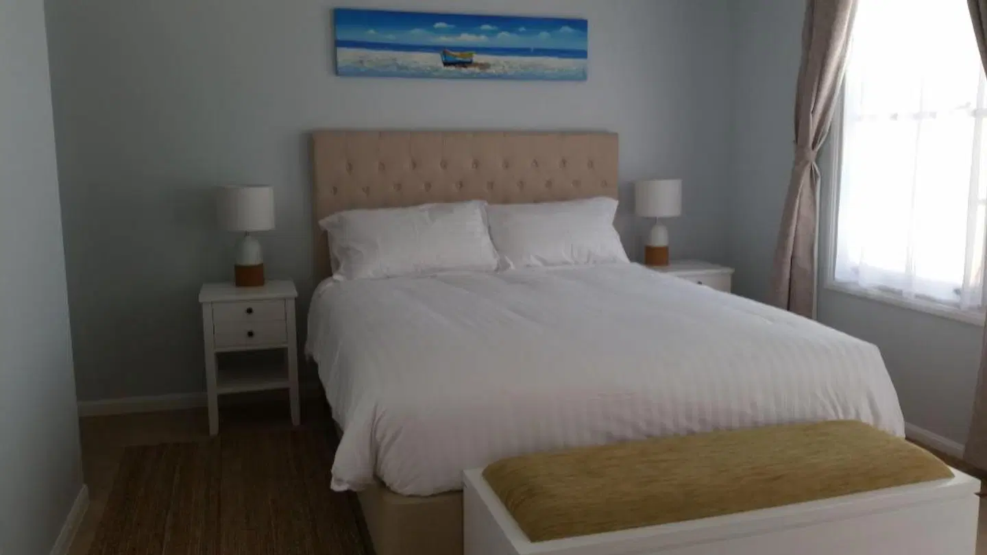 Kernow Charters Towers ROOM_EXAMPLE