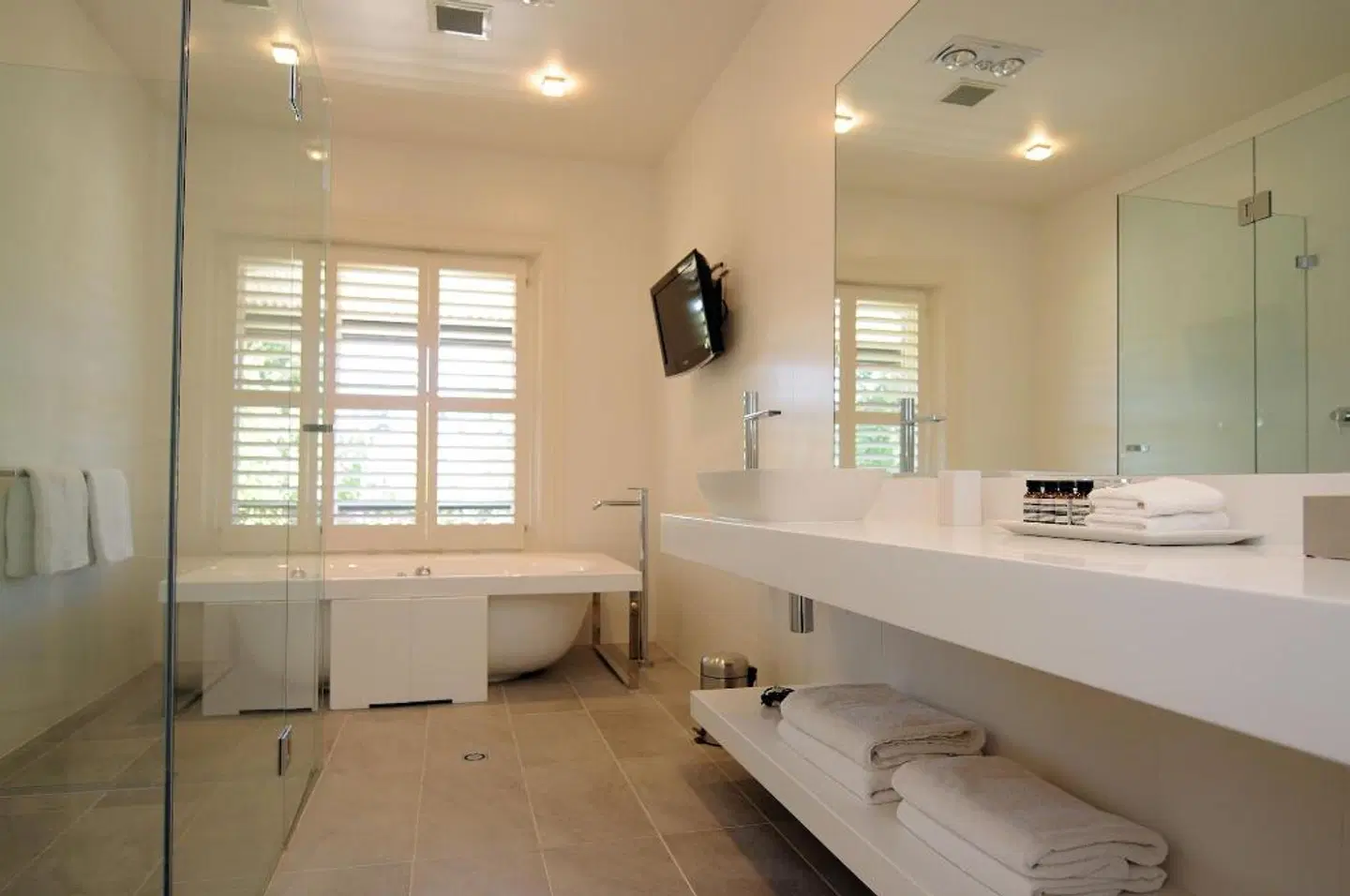 The Stirling Hotel Badezimmer