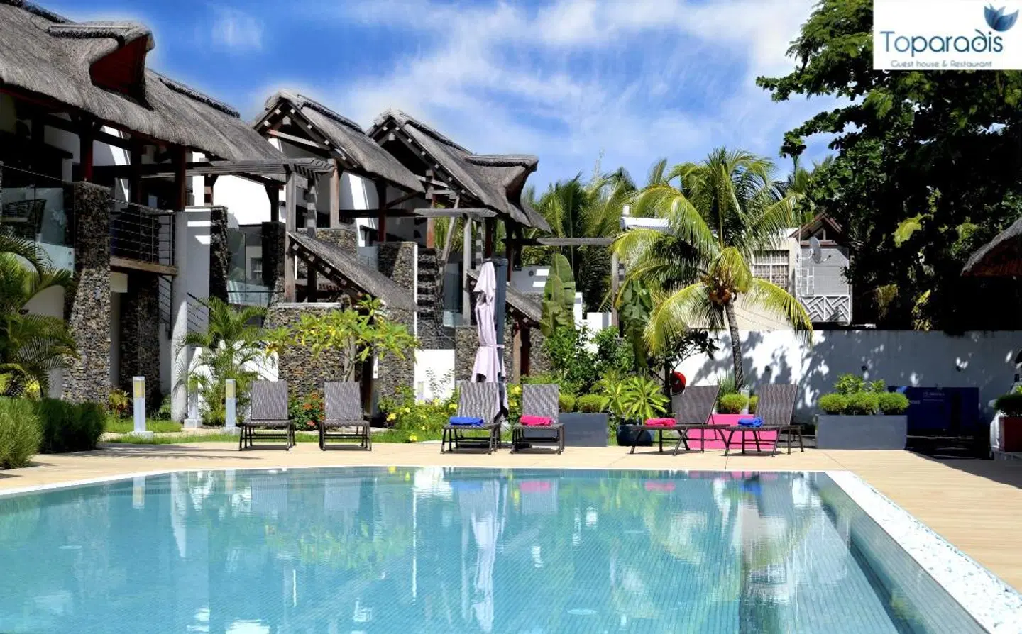 Toparadis Guest House OUTDOOR_POOL