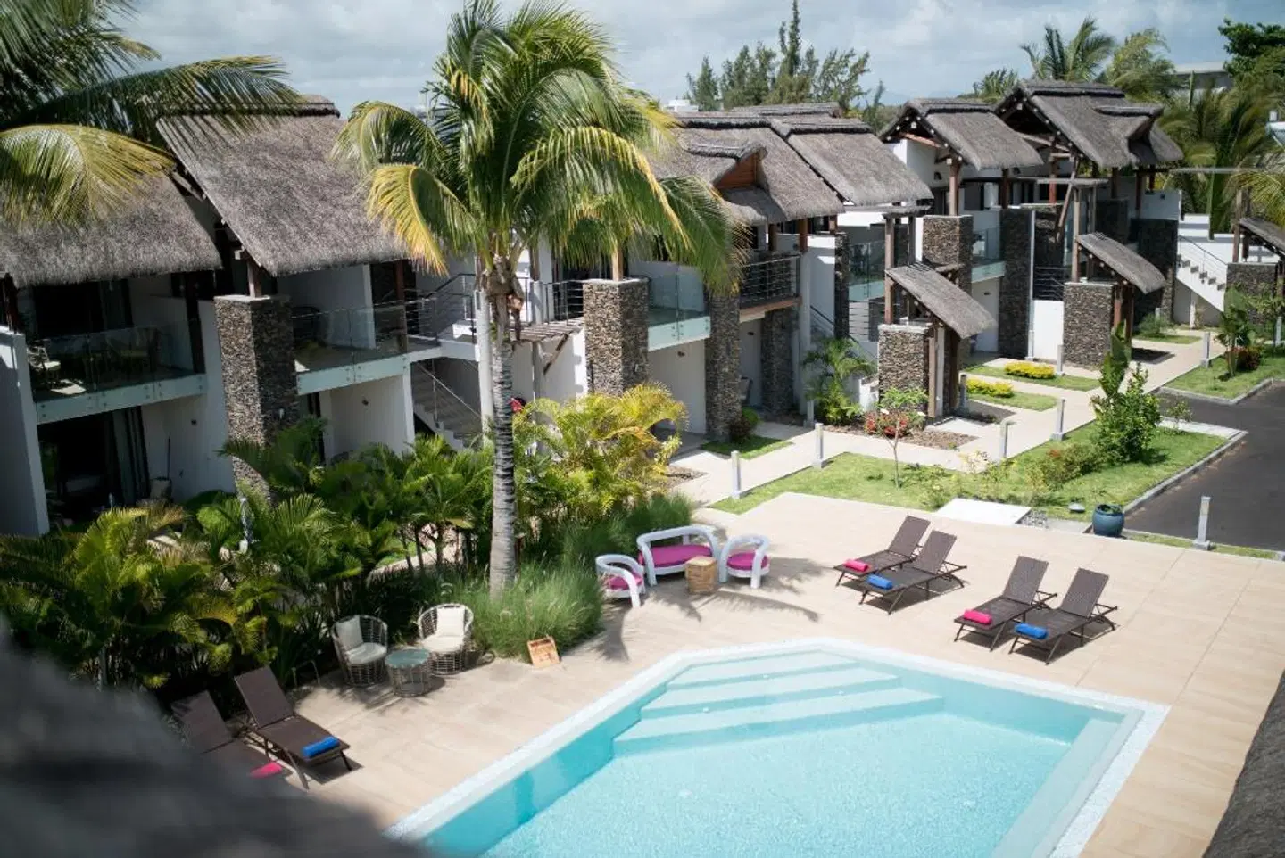 Toparadis Guest House OUTDOOR_POOL