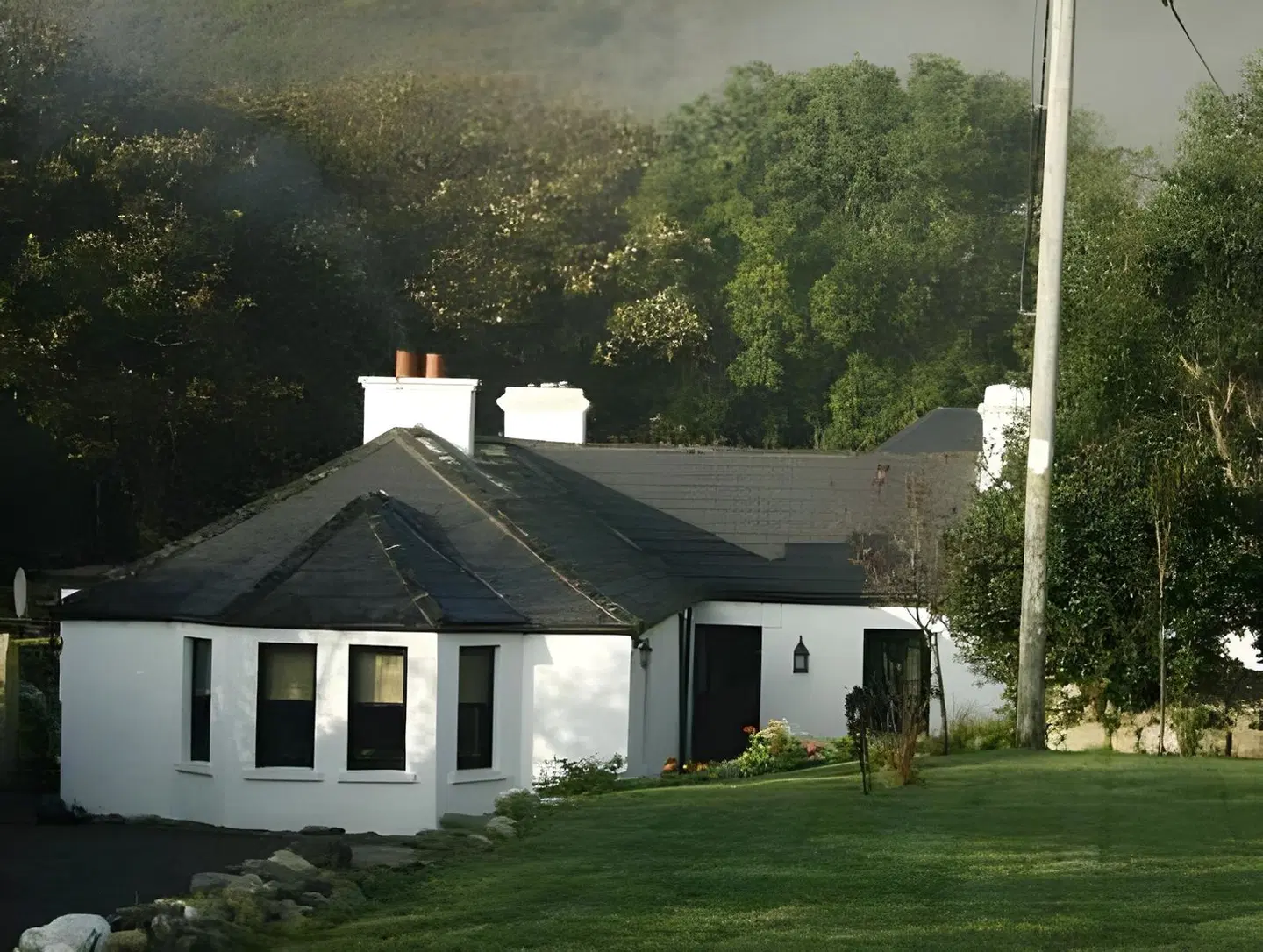 Kilcommon Lodge Holiday Hostel EXTERIOR