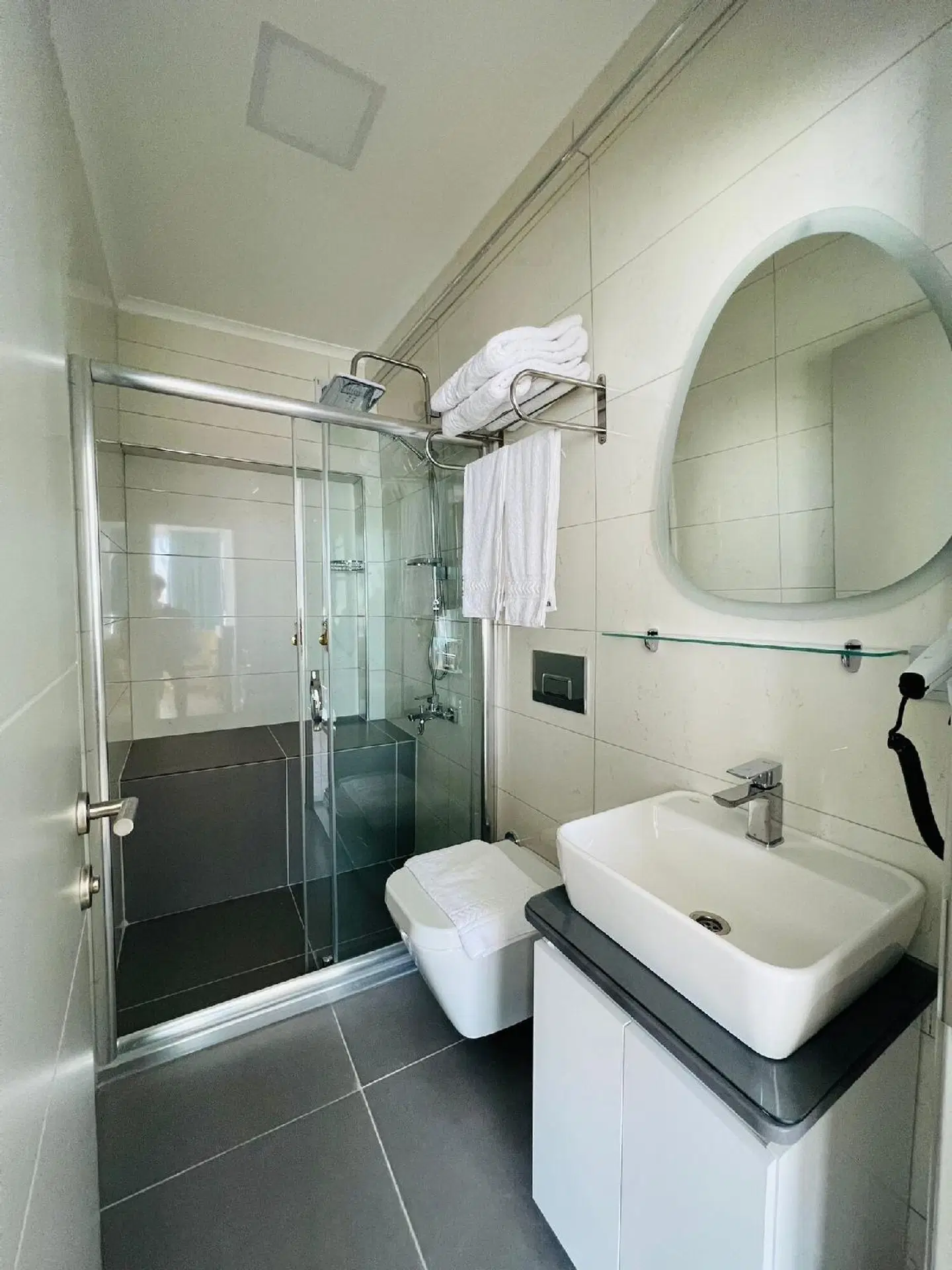 Apex Hotel Badezimmer