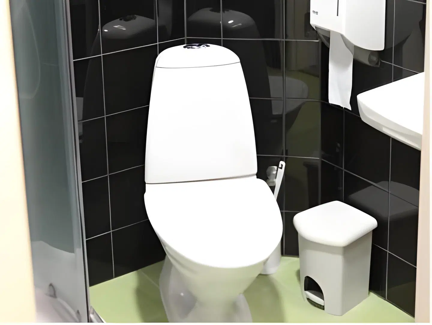 Tuhamäe Hostel Badezimmer