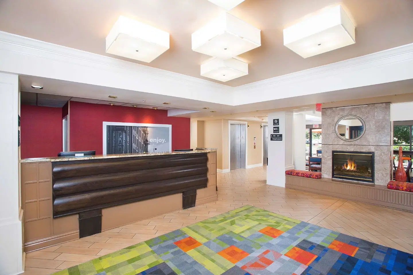 Hampton Inn & Suites Annapolis LOUNGE_LOBBY